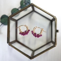 ｛ピアス/イヤリング｝14kgf/petit berries hoops ルビー〔7月誕生石〕 3枚目の画像