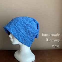 送料無料＊handmade今治産タオルで作った帽子〈ドットネイビー・タグなし〉かわいい医療用帽子　ケア帽子　ケアキャップ 1枚目の画像