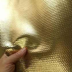 M339 alvinpeli社 牛革　ダブルフェイス　厚さ0.7ｍｍ前後　大きさ　70程度 gold 3枚目の画像