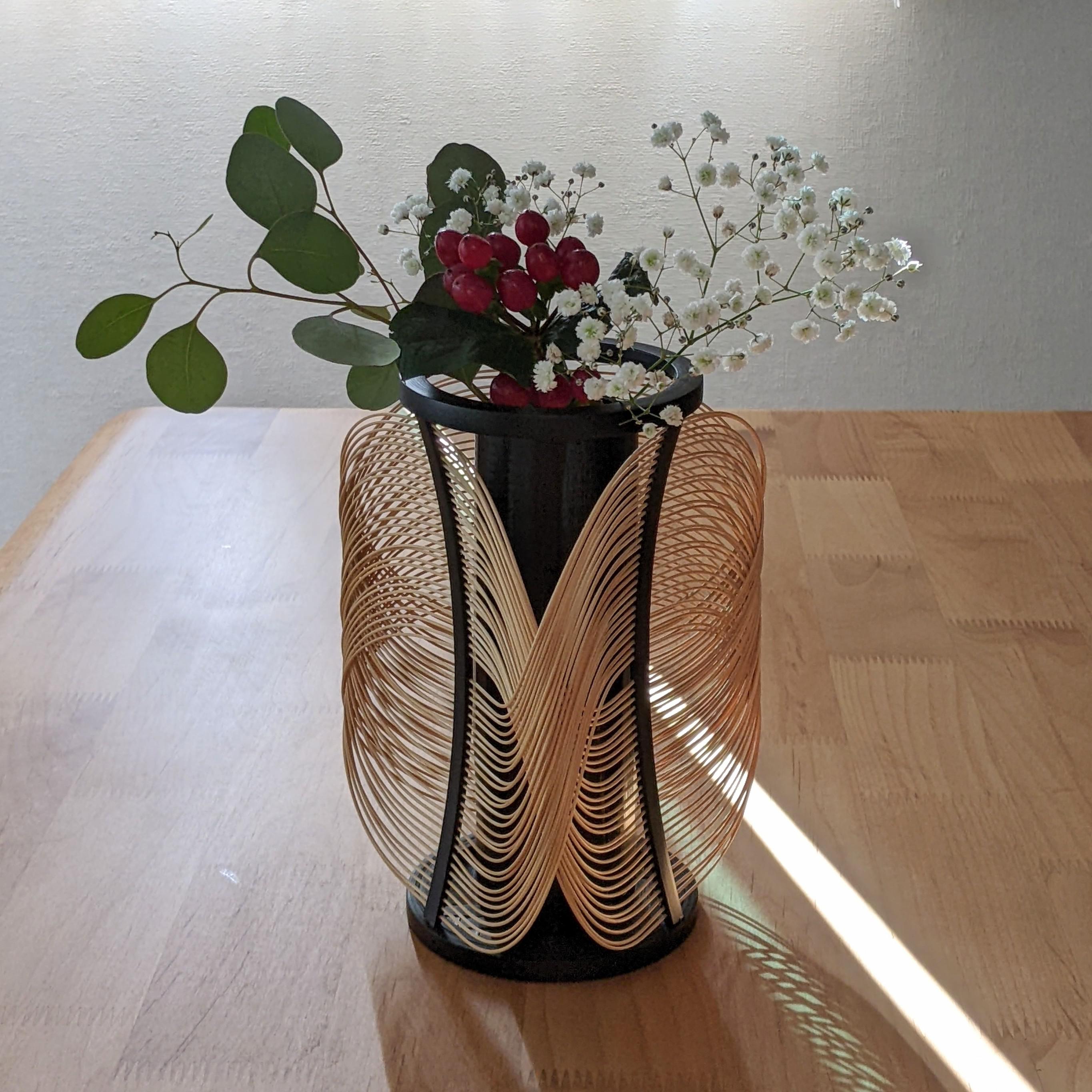 美品　工芸品　池坊　竹花器　竹の根　置物　飾り　日本製　和物　花瓶