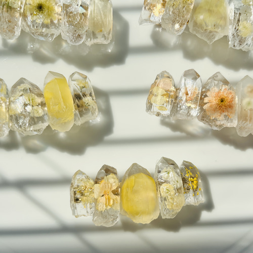 お見舞い バレッタ レジン 大人可愛いプリンセス かすみ草 7.2cm