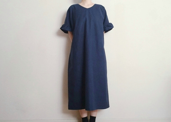 Creema限定　 Hirahirasode one piece harf linen canvas 濃藍 5枚目の画像