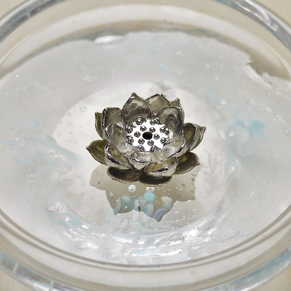 銀舞皿香立　蓮花（水色） 4枚目の画像