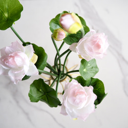 【蓮】setコロンと丸いゴールドフラワーベースアレンジ 4枚目の画像