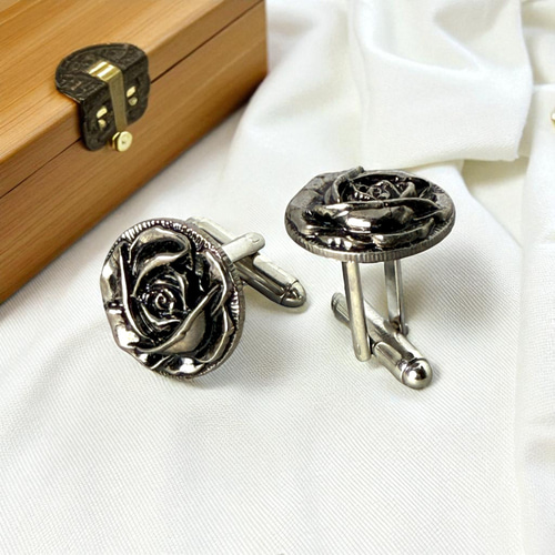 人気Top10】ローズ・ノワール – 銀薔薇の記憶 カフスボタン Advanced