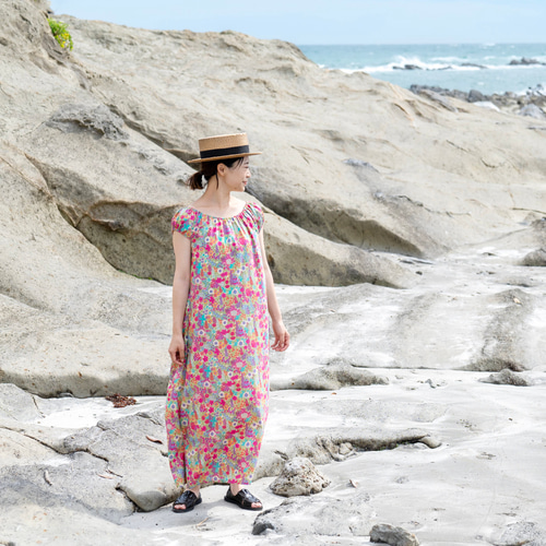 リバティ】ギャザー裏付きリラックスロングワンピ(ciara キアラ/ピンク