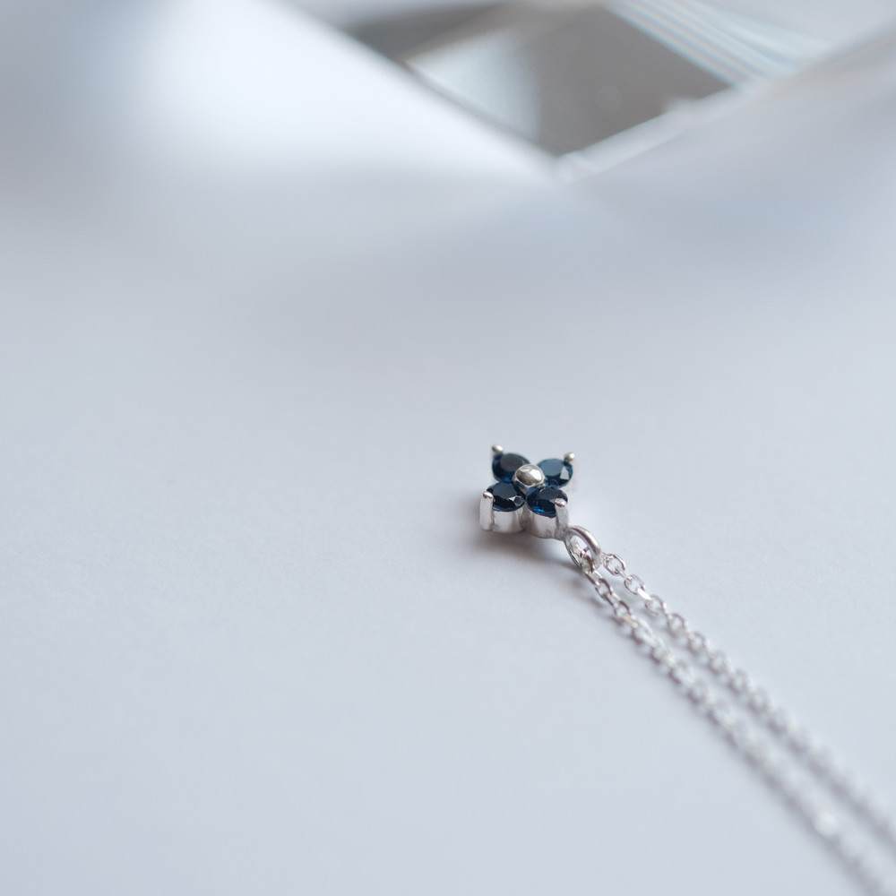 サファイア フラワー ネックレス シルバー925