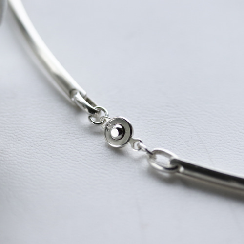 究極のなめらかシルバーチョーカーネックレス チョーカー and TAKA （J