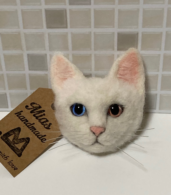 mia サンプルページ sサイズ 短毛種 白猫 ブローチ ぬいぐるみ 展示に