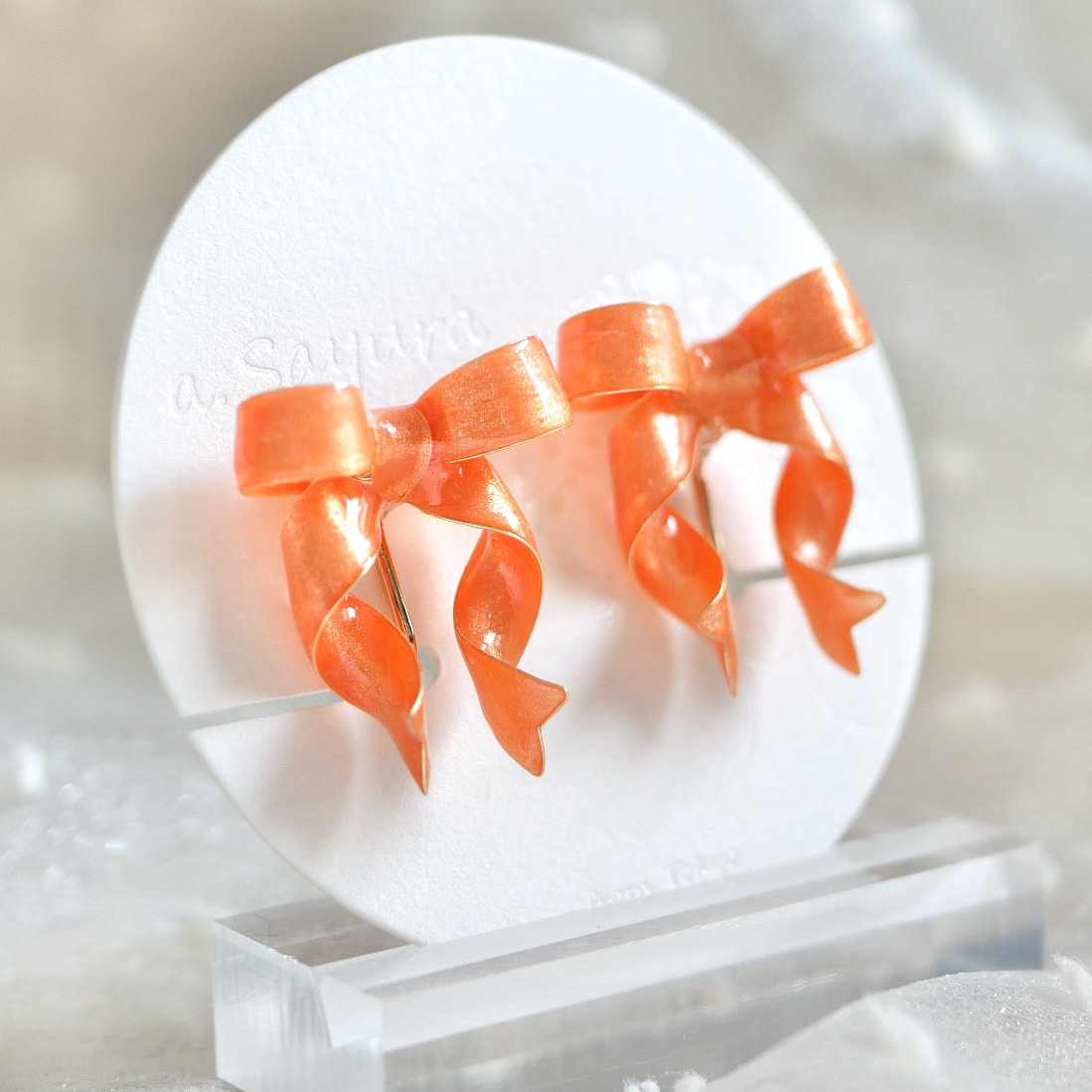 Mリボン　キャンディオレンジ　 ピアス＆イヤリング 結婚式　着物　イベントにもオススメ　女性らしい