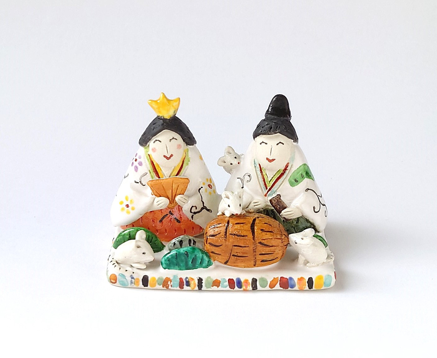 干支とお雛様のコラボです♪　　ミニ干支(サル）お雛様　置物　陶器