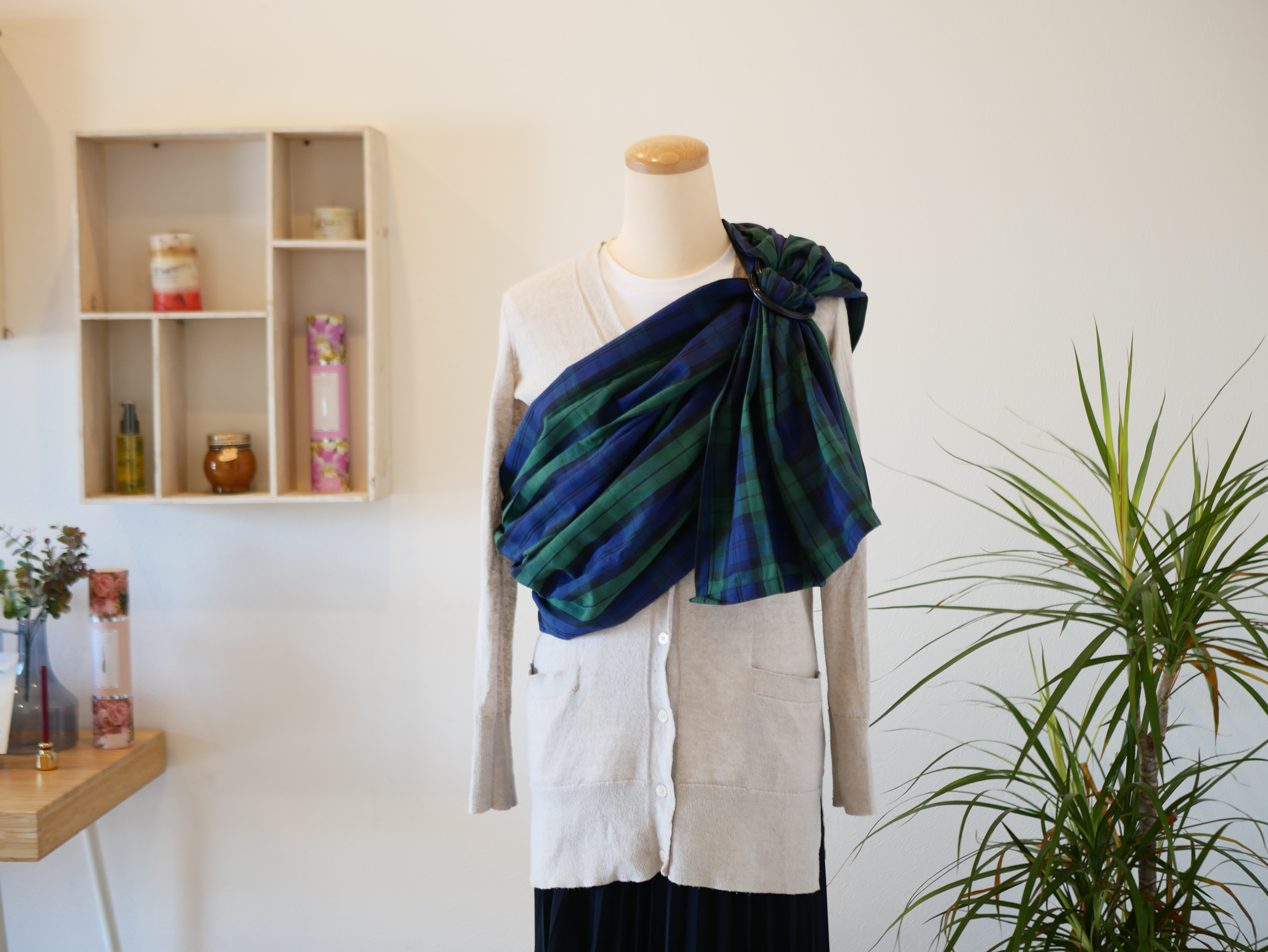 子育てが楽になる　最強スリング！！　合わせやすいチェック柄 ＜グリーンxブルー＞