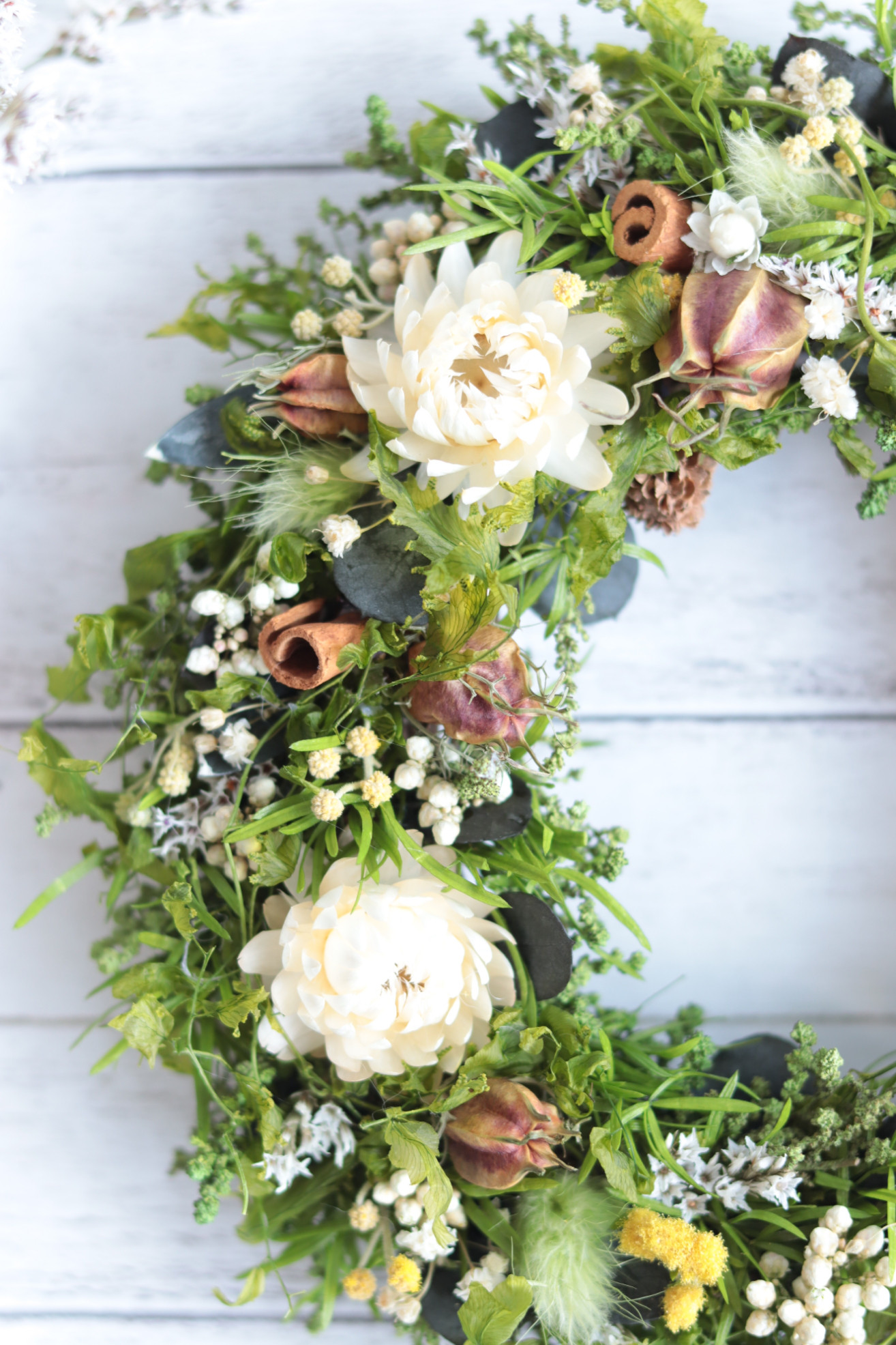 【受注製作】グリーンと野花のリース＊プリザーブドフラワー&ドライフラワー＊贈り物ギフトにも◎