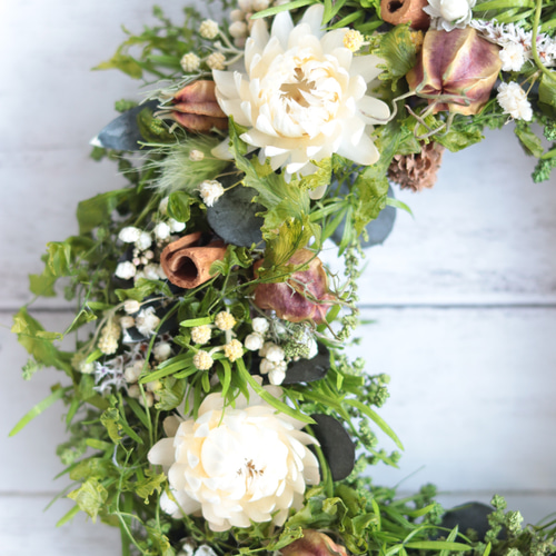 受注製作】グリーンと野花のリース＊プリザーブドフラワー&ドライ