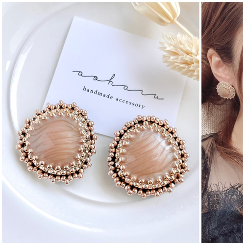 アンティーク 3角カボション×ビーズ刺繍ピアス/イヤリング ピアス  