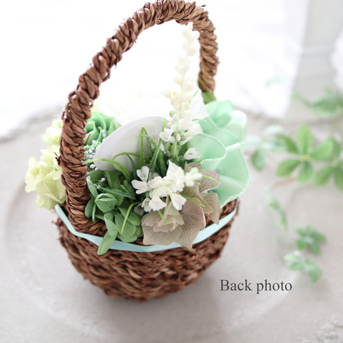 選べるメッセージ｜グリーン系の爽やかなプチフラワーバスケット｜誕生