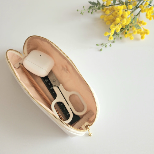 黄色いお花刺繍のパカッとロングポーチ/ペンケース/メガネケース