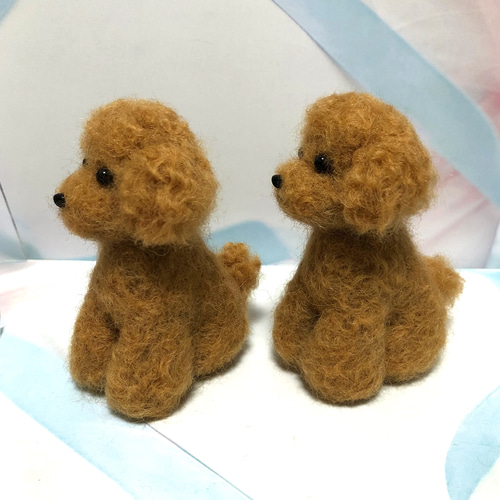 羊毛フェルト　トイプードル　2つおまとめ ぶたさん 羊毛フェルト トイプードル 2つおまとめ ぶたさん様専用（羊毛