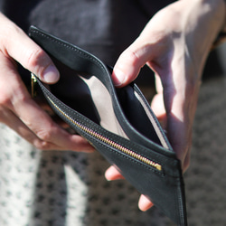 送料無料 超薄型 財布 2WAYポケット スリム ウォレット フラグメントケース 長財布 ブラック AURAMU 2枚目の画像