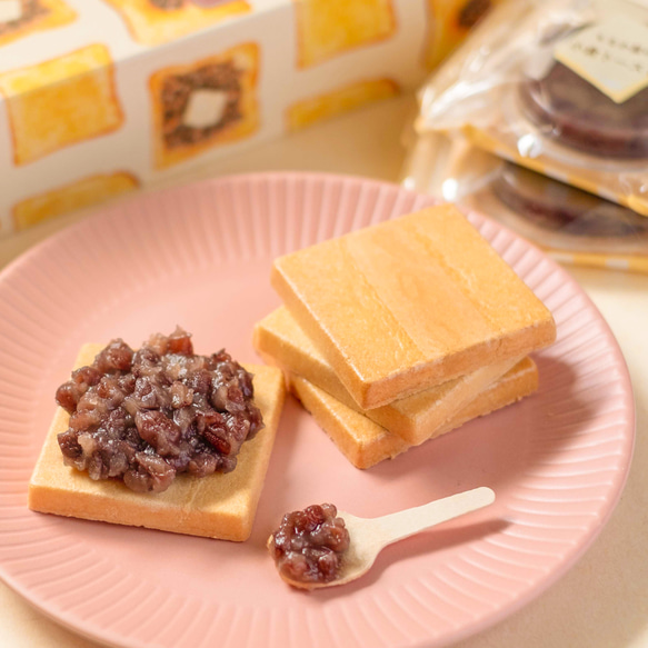 【もなか屋の小倉トースト 3個入 】サクサクのトースト風　餡とバターのハーモニー♪ 4枚目の画像