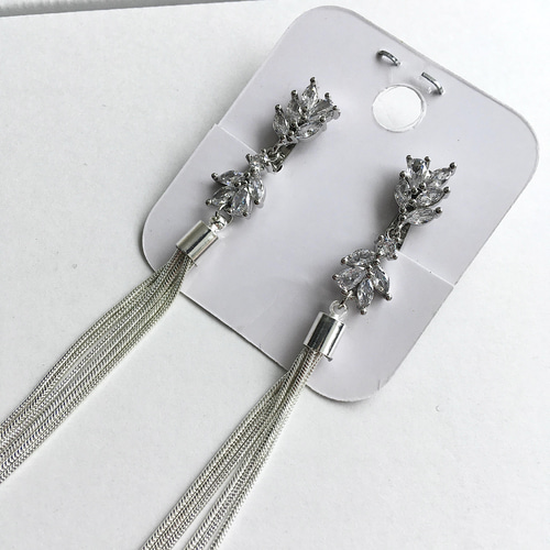 001 ビジュー タッセル ピアス イヤリング ハンドメイド