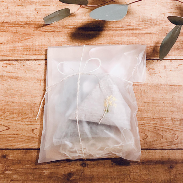 リネンのテトラ＆ハーブのサシェ 2種類 詰替可 リラックス＆防虫 香り 刺繍(エキナセア・ラベンダー・菜の花) 17枚目の画像