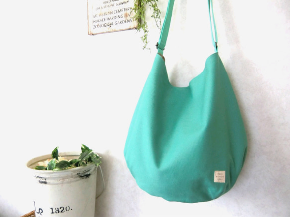 所作 ショルダーバッグ グリーン 所作 ショルダーポーチ グリーン