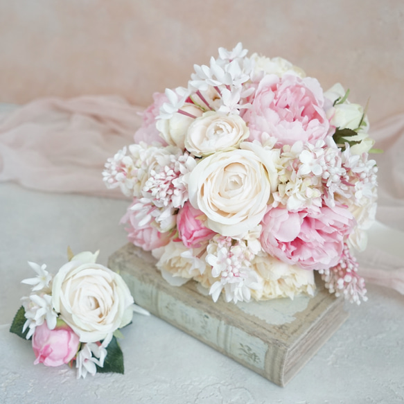 【送料無料】芍薬とバラ、ライラック、ジャスミンのウェディングブーケ&ブートニア　ホワイト・ピンク　造花ブーケ 1枚目の画像
