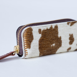 日本製　手触りのいいハラコ素材で作った　4連キーケース　牛毛皮　スマートキー　ホルスタイン　apo-16nch 2枚目の画像