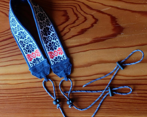 [専用　こり様]チャーム ハンドメイド 刺繍 フェルト 毛糸 ストラップ 専用 こり様]チャーム ハンドメイド 刺繍 フェルト 毛糸 ストラップ