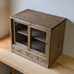 板組みの小さな戸棚 引き出し付き 濃いカーキ色 6枚目の画像