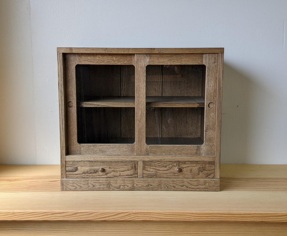 板組みの小さな戸棚 引き出し付き 濃いカーキ色 2枚目の画像