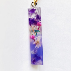 透明紫色花朵鑰匙扣 第1張的照片