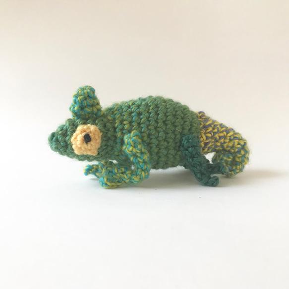 あみぐるみ　カメレオン　SALE 3枚目の画像