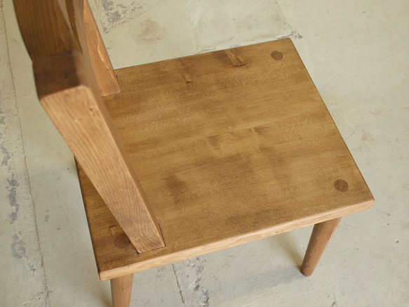 チェア 椅子 無垢 モミの木 無垢 001 ダイニングテーブルセット 宮崎 無垢家具 モミの木家具 4枚目の画像