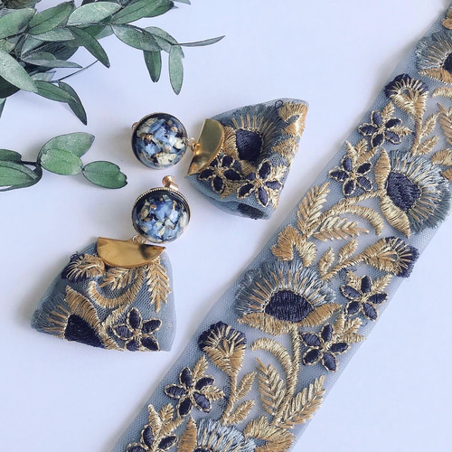 メルマガ掲載】大ぶりインド刺繍リボンタッセルイヤリング/ピアス