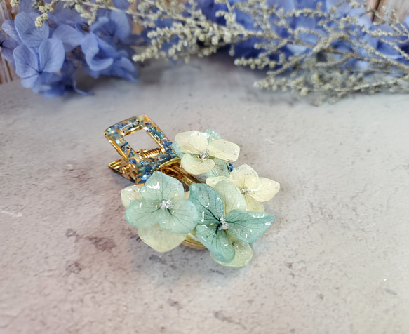 【Anna Garden】エターナルフラワー レジンヘアクリップ 2枚目の画像