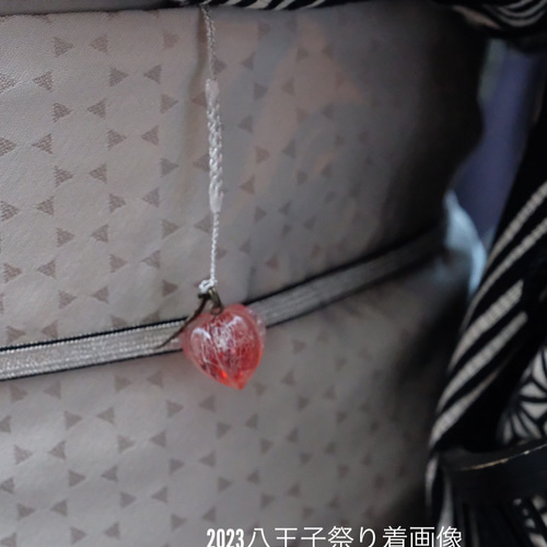 鬼灯レジンのスカーフクリップ