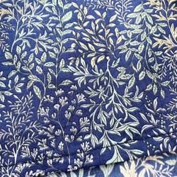 葉子短袖連衣裙 * 100% 棉 * 植物葉子圖案 * 植物 * 插肩袖 * 海軍藍 第14張的照片