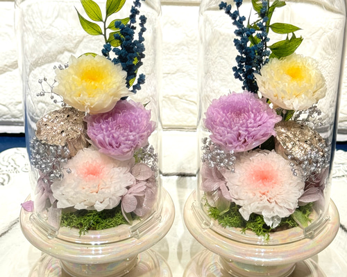 プリザーブドフラワー，お供え花・仏花・ガラスドーム入り・1対 アートフォーシーズン 仏花 プリザーブドフラワー お供え 1対