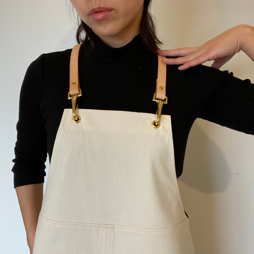 エプロン 本革ストラップ 背中クロス 男女兼用｜カフェ・美容師