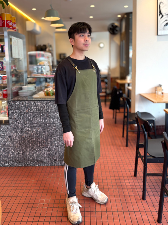 エプロン 本革ストラップ 背中クロス 男女兼用｜カフェ・美容師・バリスタに人気 11枚目の画像