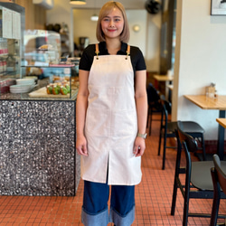 [本革レザー・首掛けストラップ エプロン] 美容師 Cafe Bar レストラン キャンプ&BBQにも 2枚目の画像