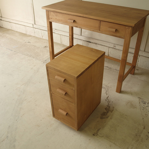 勉強机 学習机 PC台 ワークデスク チェスト付 無垢 モミの木 横100cm