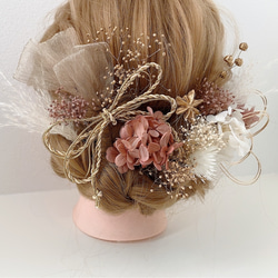 ドライフラワー髪飾り　gold × pink　チュールリボン　水引　ヘッドドレス 成人式　結婚式　前撮り　卒業式 3枚目の画像