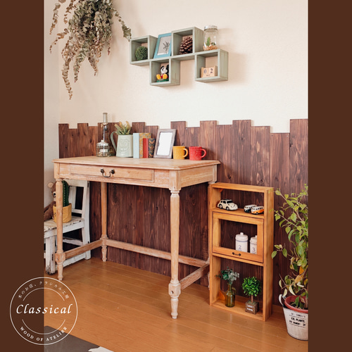 横浜市内送料無料☆引取も可☆シェルフ 棚 店舗☆雑貨店など アンティーク風☆ 横浜市内送料無料☆引取も可☆シェルフ 棚 店舗☆雑貨店