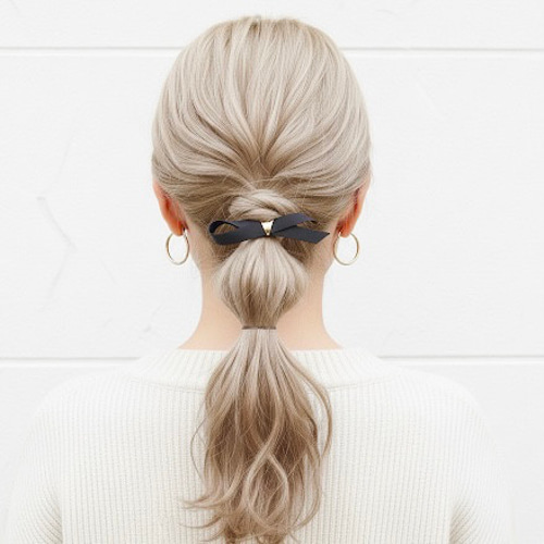 ♥️200 レザーリボン の ポニーフック / 本革 ヘアカフス ヘア