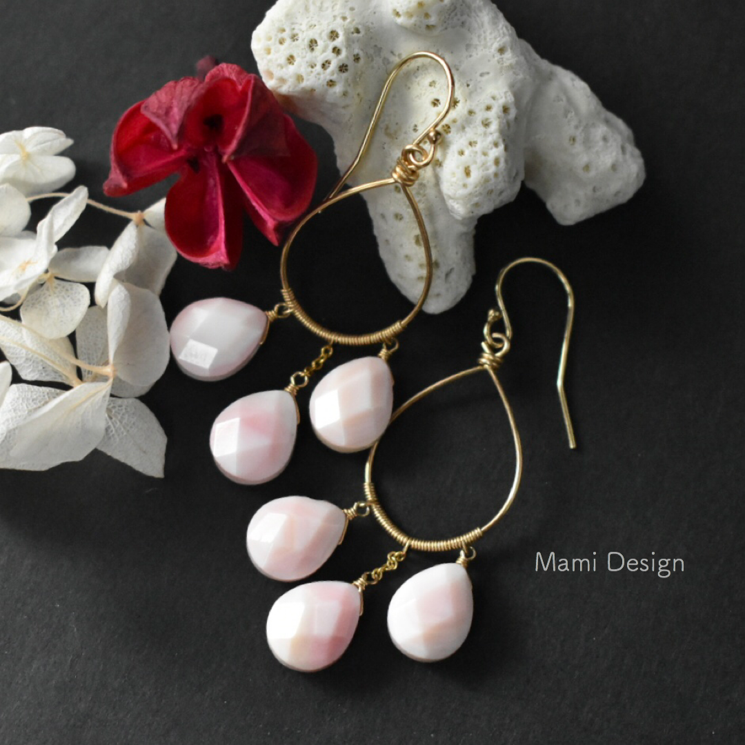 14KGF クィーンコンクシェルのドロップラインピアス