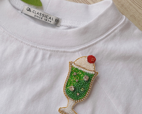 きのこ ✿ コアラ 水色 クリームソーダ ビーズ 刺繍ブローチ 純喫茶シリーズ】クリームソーダ ビーズ刺繍ブローチ ブローチ