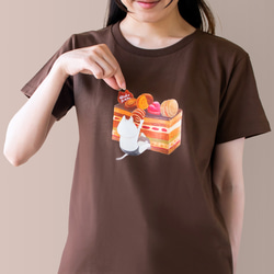 オペラケーキとネコぱんのTシャツ ブラウン レディースMサイズ【短期発送】 3枚目の画像